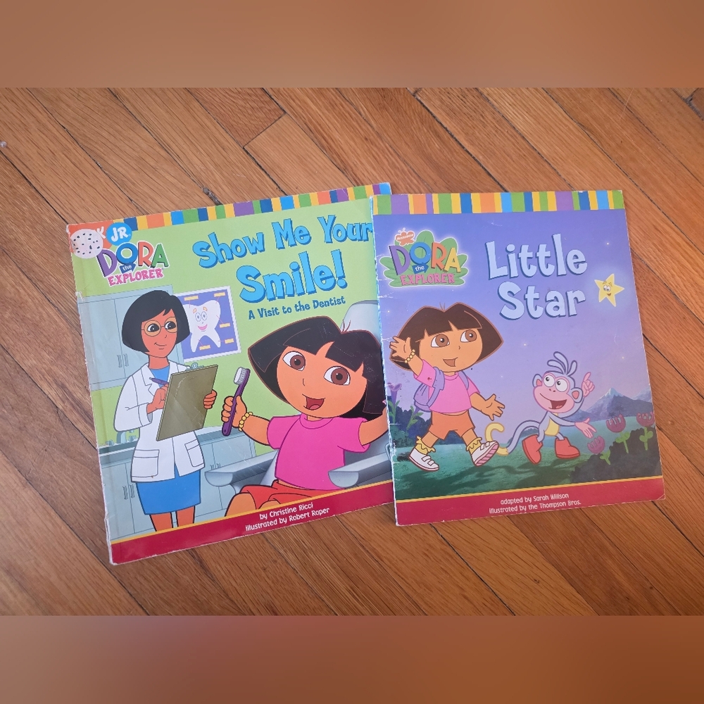 Dora The Explorer Show Me Your Smile! Book Lot + Little Star